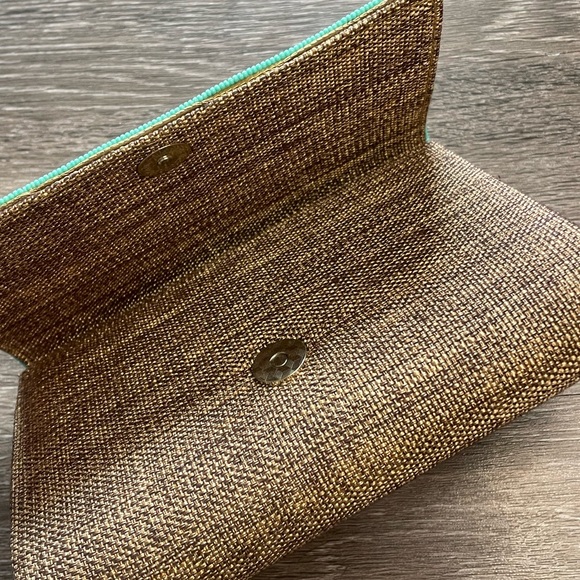 NWOT Beaded Southwestern Design Clutch Bag with Chain Strap - Picture 3 of 7